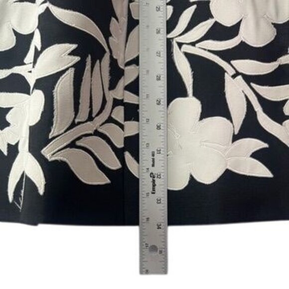 Designer Inspired Black MIni Dress With Floral Embroidery Size Large NWT $799 - Picture 10 of 10
